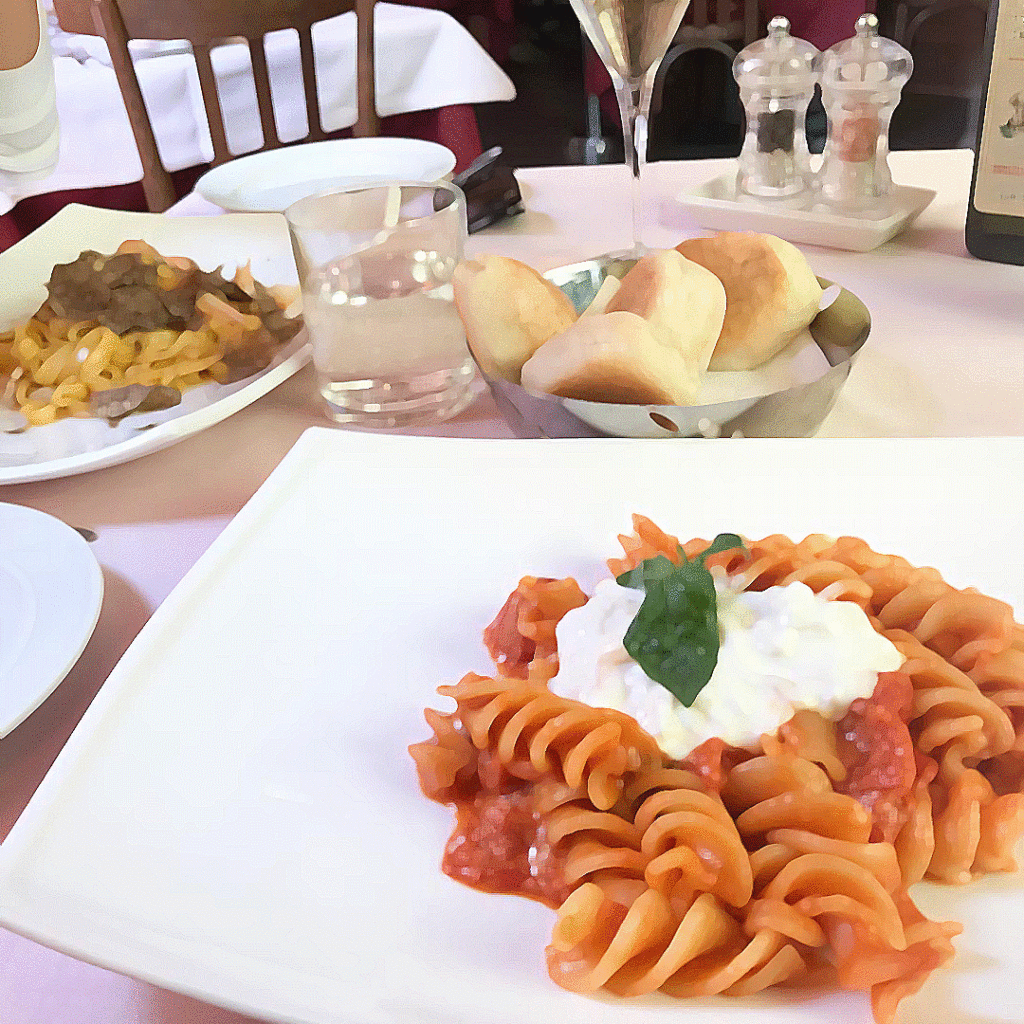 イタリアの食事 １ イタリアとヨーロッパで仕事と遊び
